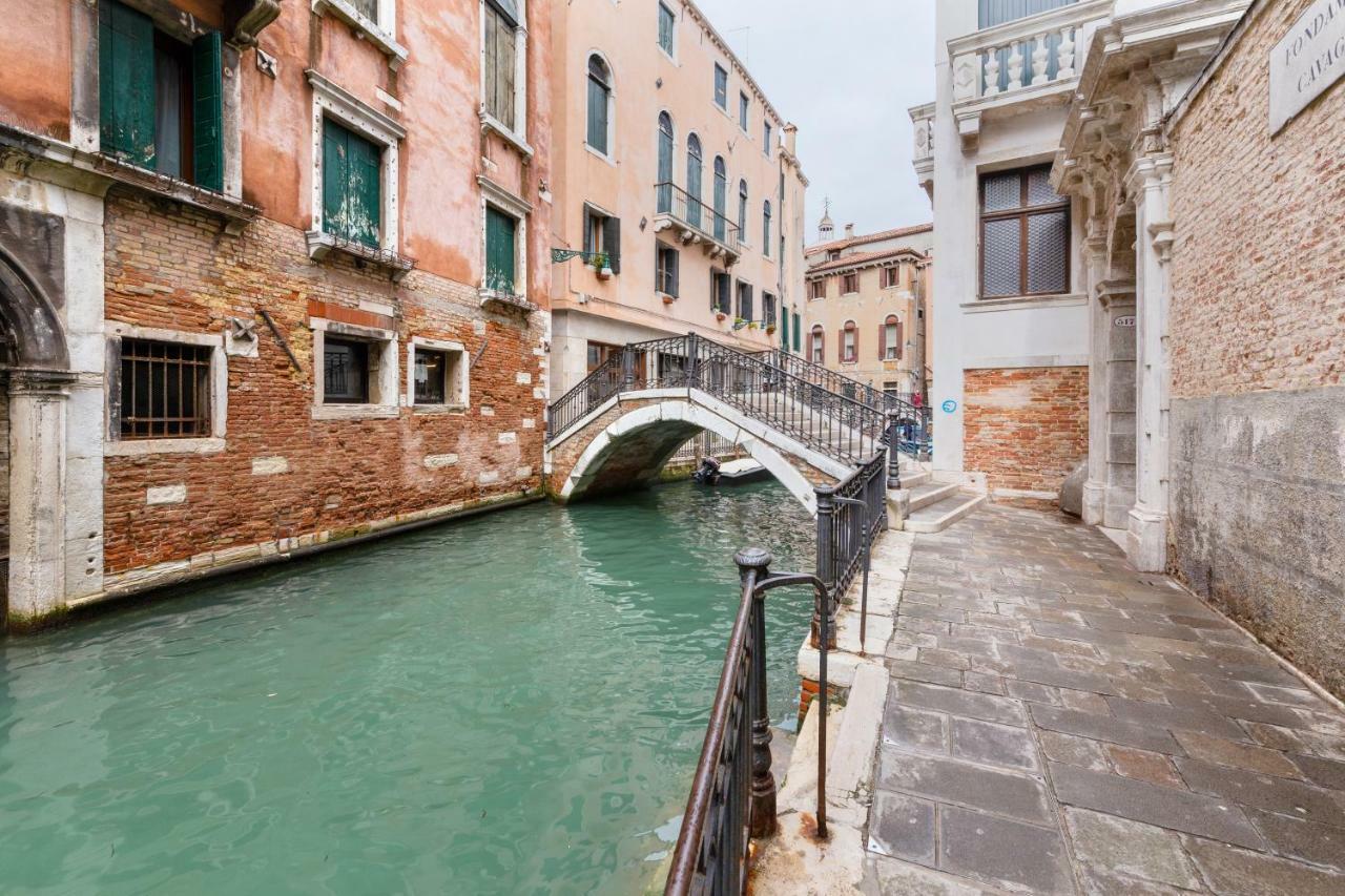Venice Castello Elegant Apartment Eksteriør billede